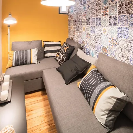 شقة Bairro Alto Floor 3 *