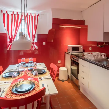 Bairro Alto Floor 3 شقة